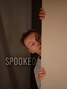 Постер Испуг (Spooked)